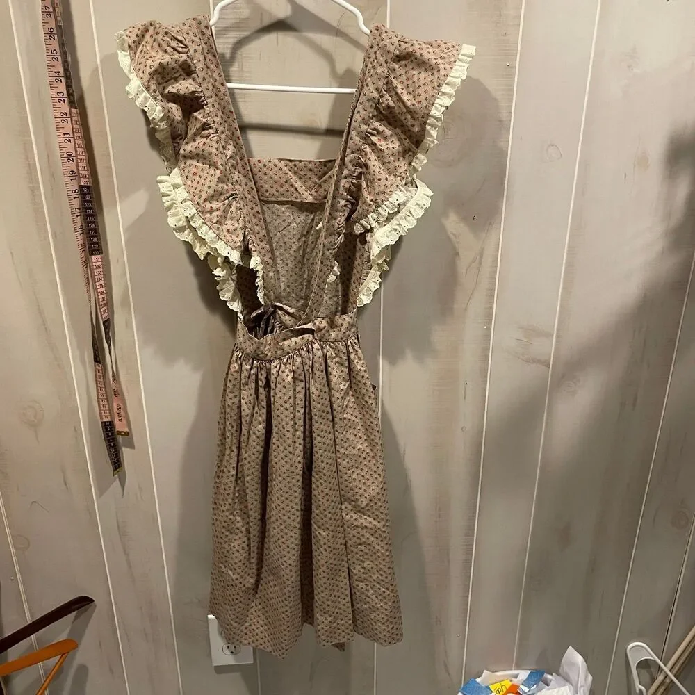 Cute vintage 50s-60s ruffle apron open back mod retro trad dress pockets